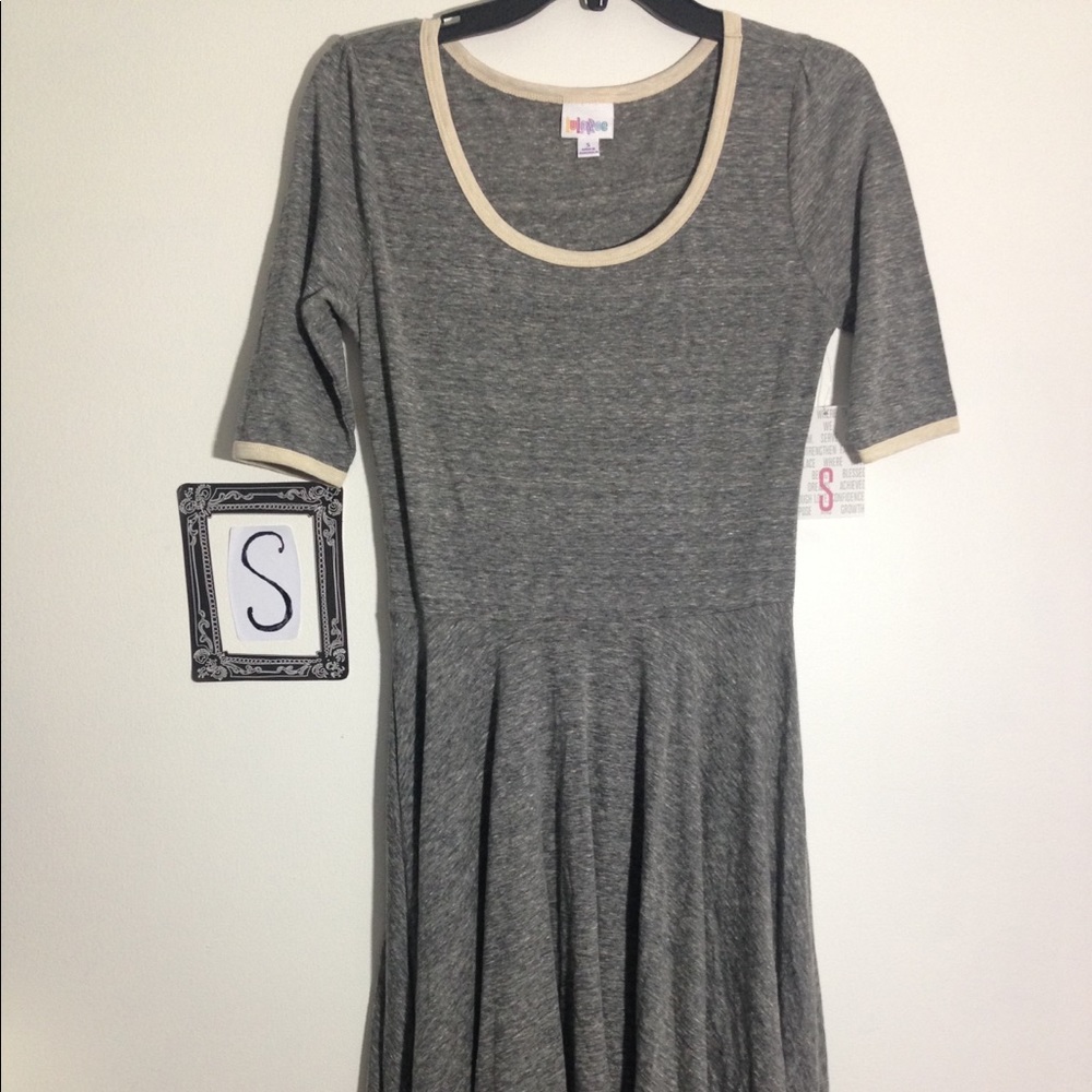 LuLaRoe Nicole dress size Small